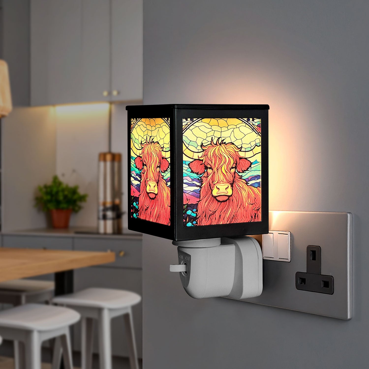 Cello – Highland Cow Plug In Wax Burner